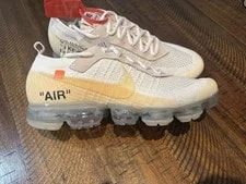 Nike — Nike Air Vapor Max — Sneaker — resale