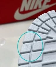 Nike DD1399-105 Moderate Wear Or Visible Flaws 3