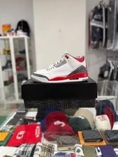 Jordan 3 (2022) Size: 10 2