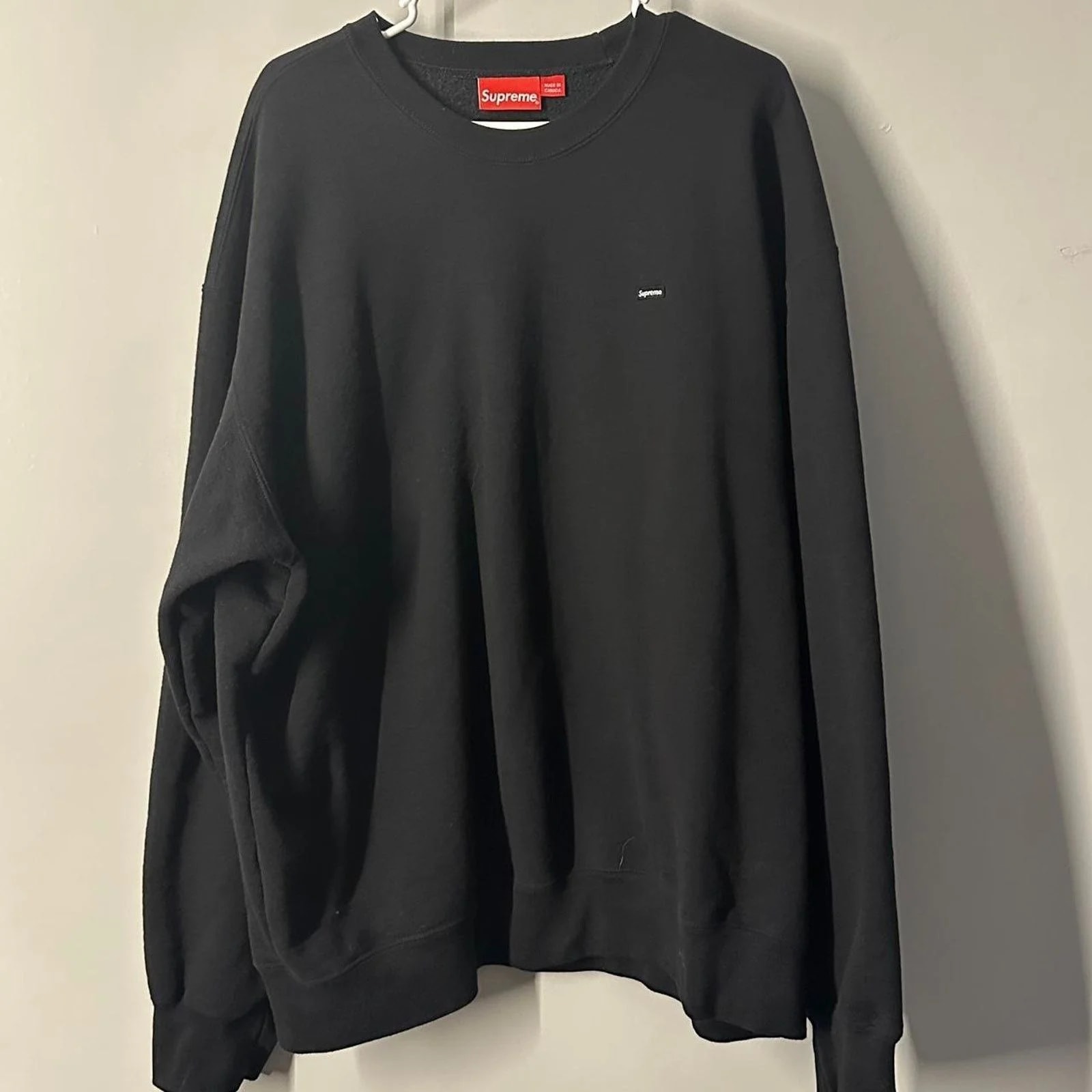 Supreme — Xxl Supreme Small Box Logo — streetwear — resale