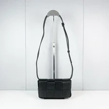 Bottega Veneta — Bottega Veneta Cassette Bag9.5*17.5*5 — Handbag — resale