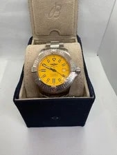 Breitling — Breitling Avenger Seawolf 45mm Cobra Yellow Dial, Auto A17319, Box & Papers 2023 — Watch — resale