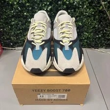 Yeezy Boost 700 " Size 12 Preowned 2