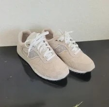 Saucony — Saucony 6000 Sz 9 S70662-1 SB QS — Sneaker — resale