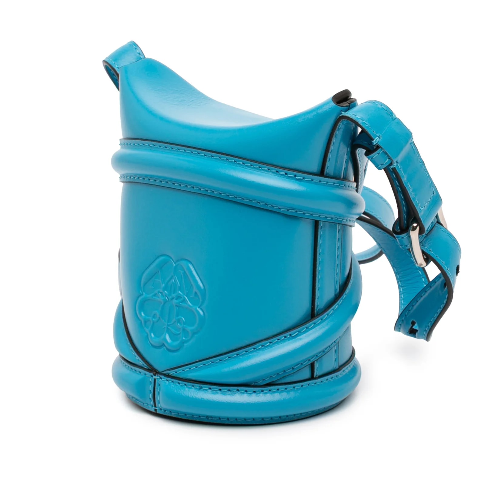 the Curve Bucket 2