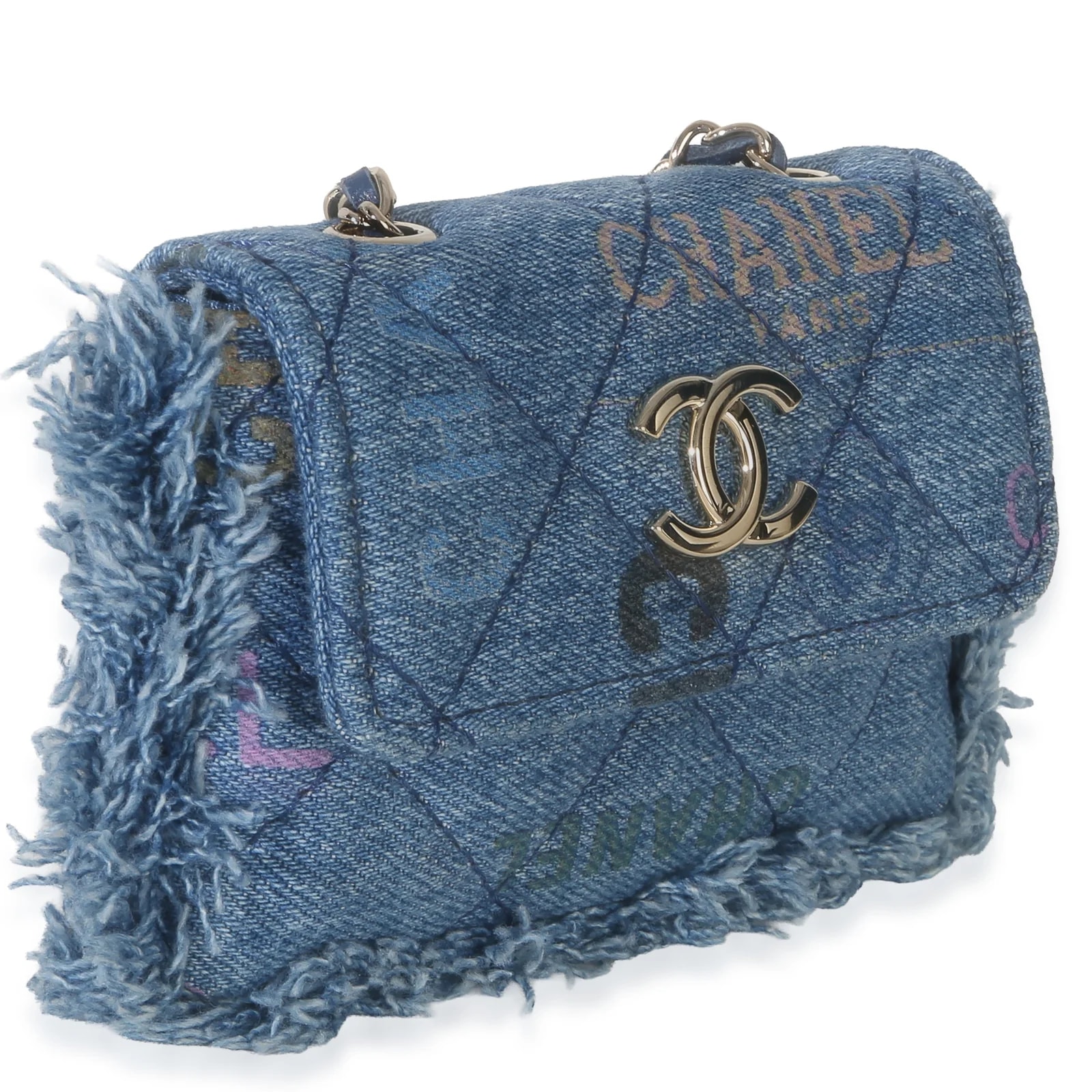 Chanel Mood With Chain 3