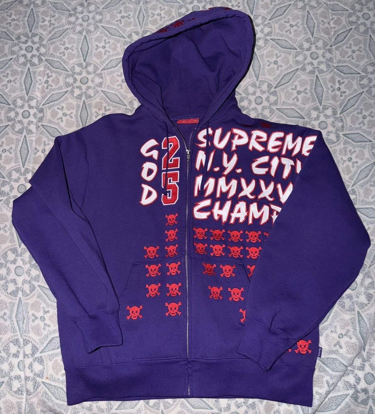 Supreme — Supreme League Champs Zip Up — streetwear — resale