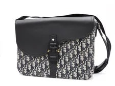 Dior — Christian Dior Messenger Y-0396 — Handbag — resale