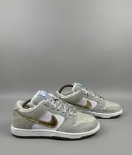 Nike SB Dunk Low X Sean Cliver Holiday Special Size 8 US DC9936-100 2
