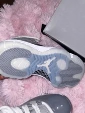 Jordan Air 11 Mid Top / Lace-Up Basketball 4
