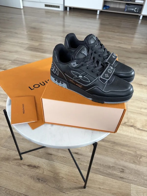 Louis Vuitton Trainer Sneakers 2
