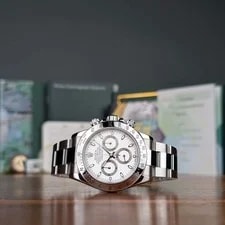 Rolex — 2004 Complete Set 40mm White Dial Rolex Daytona 116520 — Watch — resale