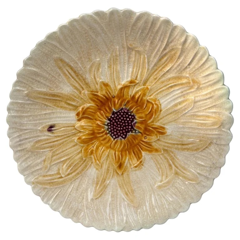 Orchies — French Majolica Daisy Plate Orchies, Circa 1890 — Furniture — resale