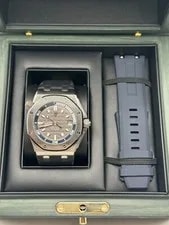 Audemars Piguet Royal Oak Offshore Diver 2024 Complete Set Gray Dial 3