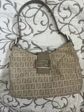 Fendi Mamma Baguette With Wallet 2