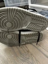Jordan 1 Mid SE Elephant Toe 3