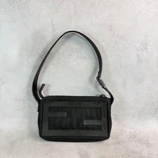 Authentic Fendi Baguette Mini 13cm X 19cm X 3cm Damag 2