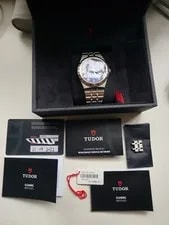 Tudor Royal Blue 41mm Full Set Great Condition 28600 2022 3