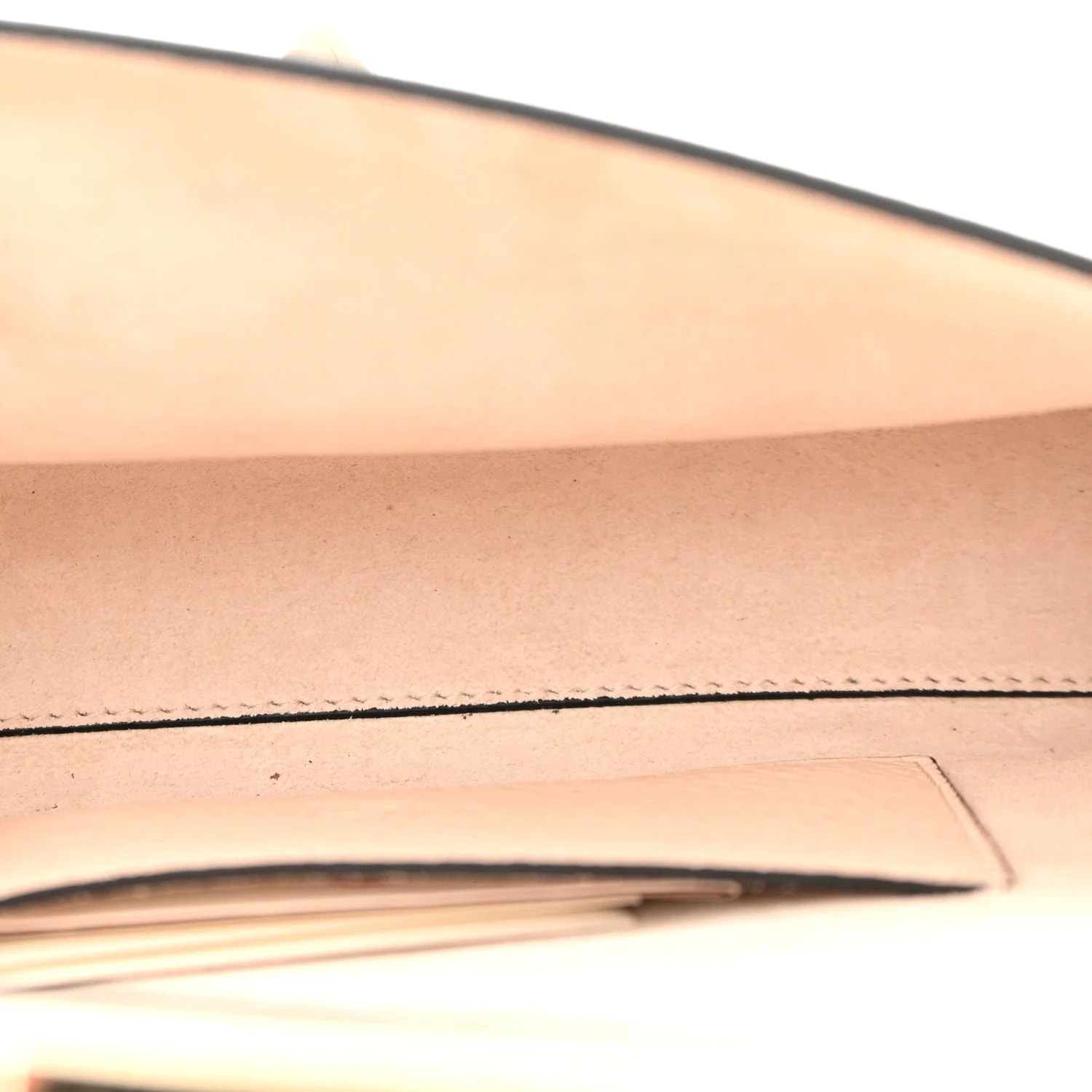 Pebbled Medium Rockstud Flip Lock Crossbody Light 4