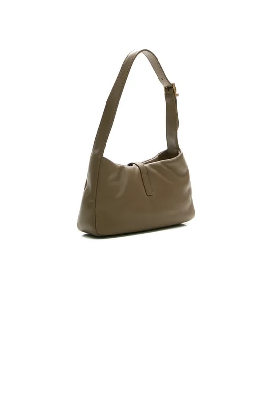 Le 5 A 7 Padded 4
