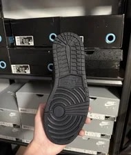 Travis Scott Phantoms 4
