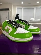 2021 Dunk Low Sb 'Supreme Stars Mean ' Size 13 SKU DH3228-101 2