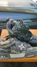 Louis Vuitton Low Top Limited Edition 4