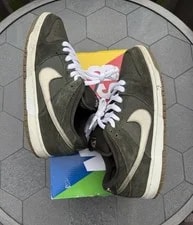 Size 10.5 - Nike SB Dunk Low Sequoia Gum. 304292-300. 3