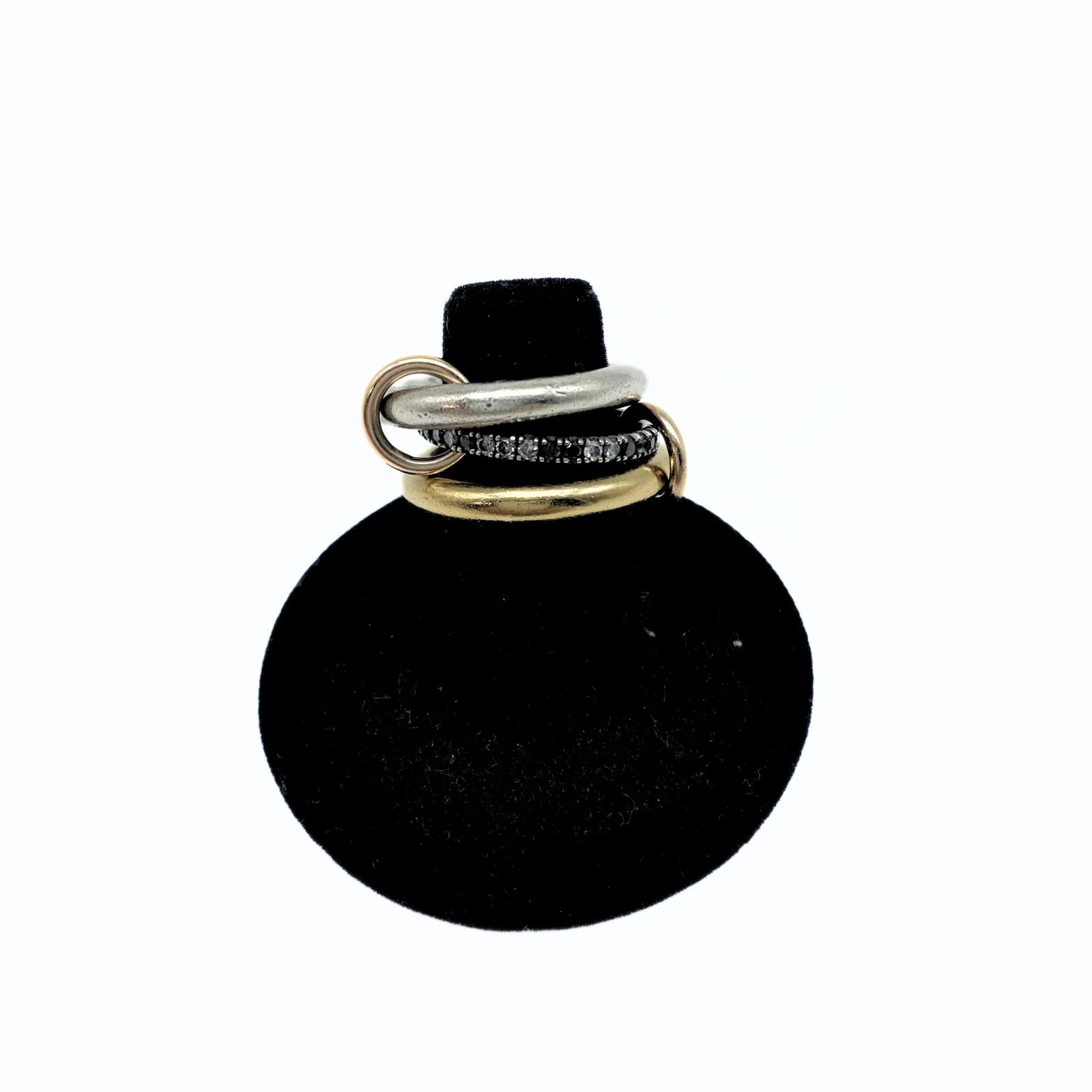Spinelli Kilcollin — Spinelli Kilcollin 18K 3-gauge 18K — Jewelry — resale