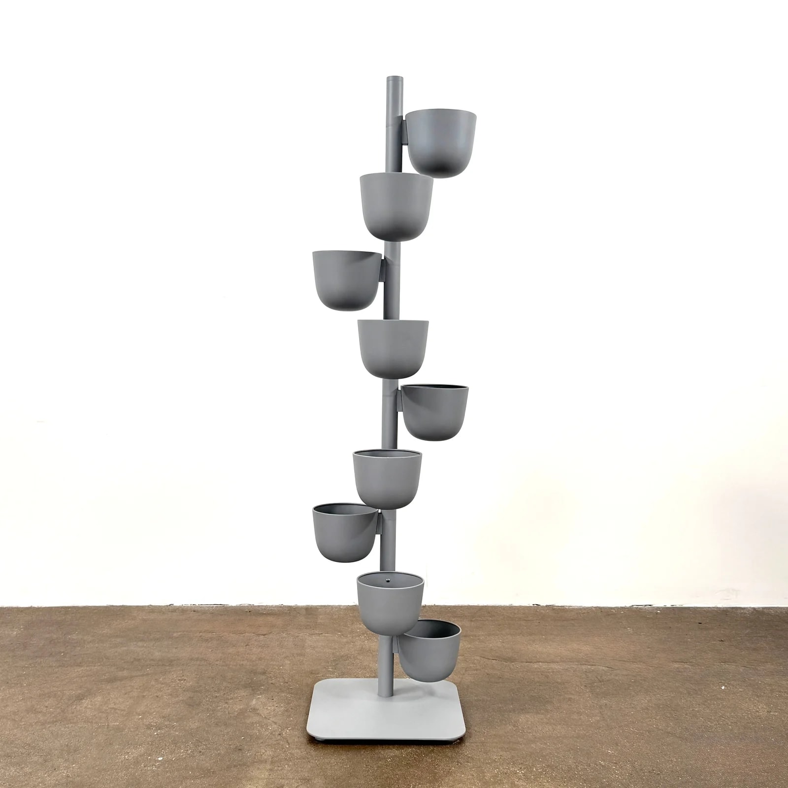 DWR Story Planter 3