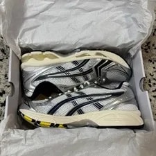 9.5US Jjjjound Asics Gel-Kayano 14 2
