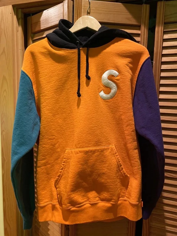 Supreme — Supreme S Logo Colorblocked Hoodie Sz.L — streetwear — resale