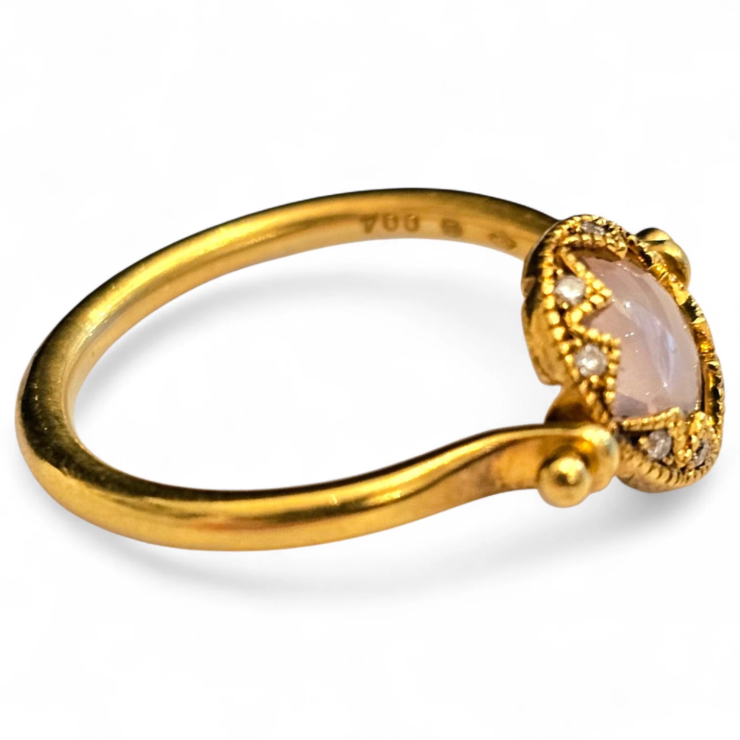 HUM Yellow Gold 18ct Fine Jewellery 4