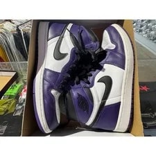 Air Jordan — Air Jordan 1 Retro High OG - Court — Sneaker — resale