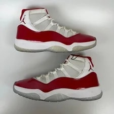 Jordan 11 Retro 2022 Varsity 2