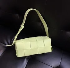 Bottega Veneta — Bottega Veneta Cassette Hobo Fashion — Handbag — resale