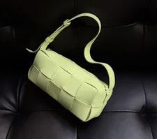 Bottega Veneta Cassette Hobo Fashion 4