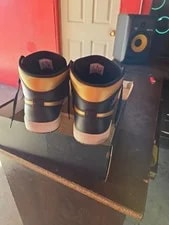 Size 13 - Air Jordan 1 Mid 3