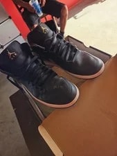 Size 13 - Air Jordan 1 Mid 4