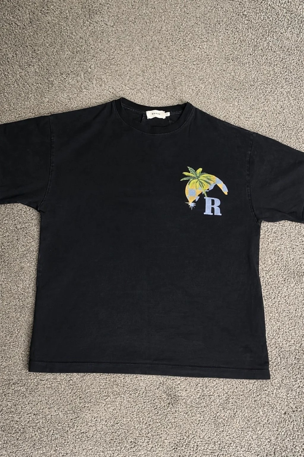 Rhude T Shirt — streetwear — resale