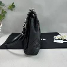 Chanel Flap CC Tab Chain Pad. 4