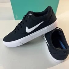 Nike SB Charge " / " Skateboarding Shoes Size 9 NEW 2