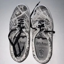 Vans Harry Potter Daily Newspaper ( Size 11) Limited Edition 4