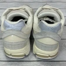New Balance 2002R Size 9 Calm Running M2002RCC Shoe 3