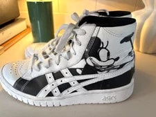 Asics — Asics Gel-ptg MT "90 Years of Disney's Mickey Mouse — Sneaker — resale