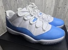 Air Jordan 11 Retro Low Tar Heels 2017 Size 13 528895-106 3