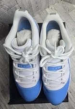 Air Jordan 11 Retro Low Tar Heels 2017 Size 13 528895-106 4