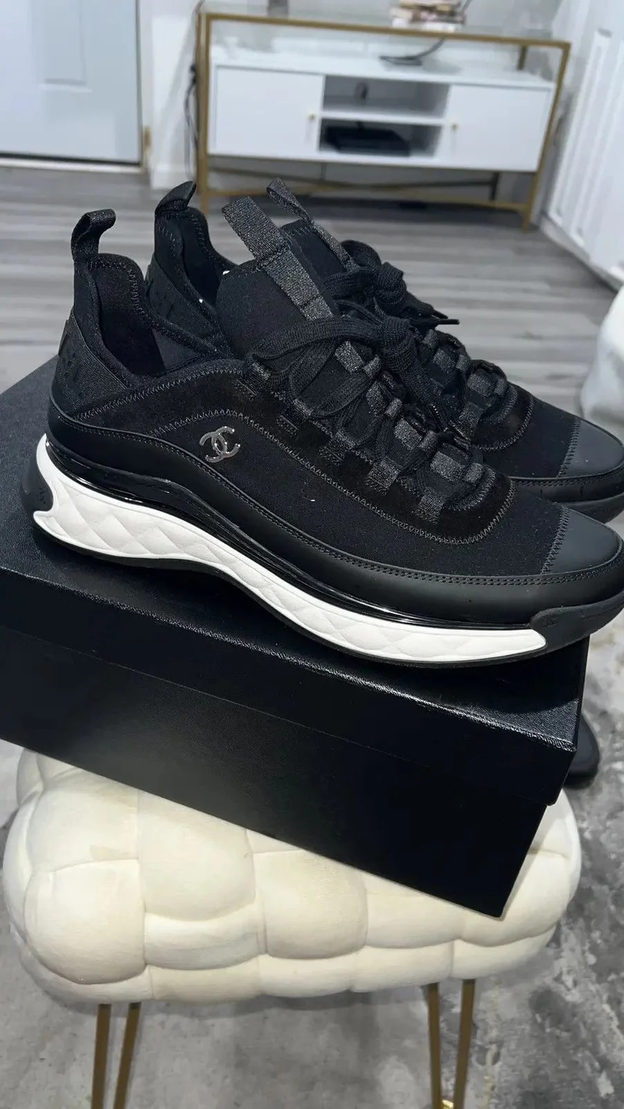 Chanel — ’S Chanel Bubble Quilted Cc — Sneaker — resale