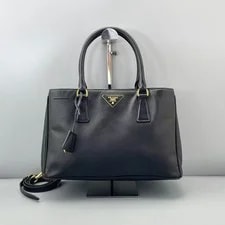 Prada — Prada Lux Galleria Large 34x21 Cm — Handbag — resale