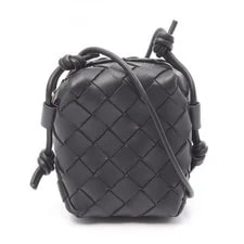 Bottega Veneta — Bottega Veneta Micro Lea — Handbag — resale